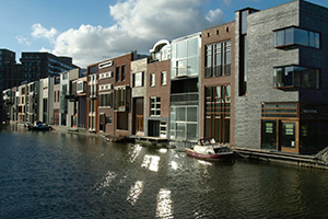 Amsterdam wil in 2030 meeste huishoudens op zon- en windstroom