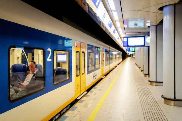 Facelift voor treinstation Schiphol